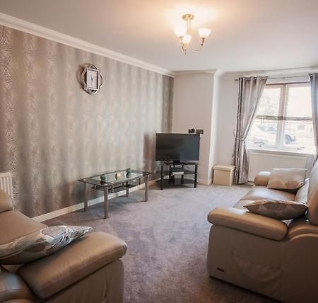 2 Bed Blackburn Village Apt With Wifi & Parking Aberdeen Zewnętrze zdjęcie